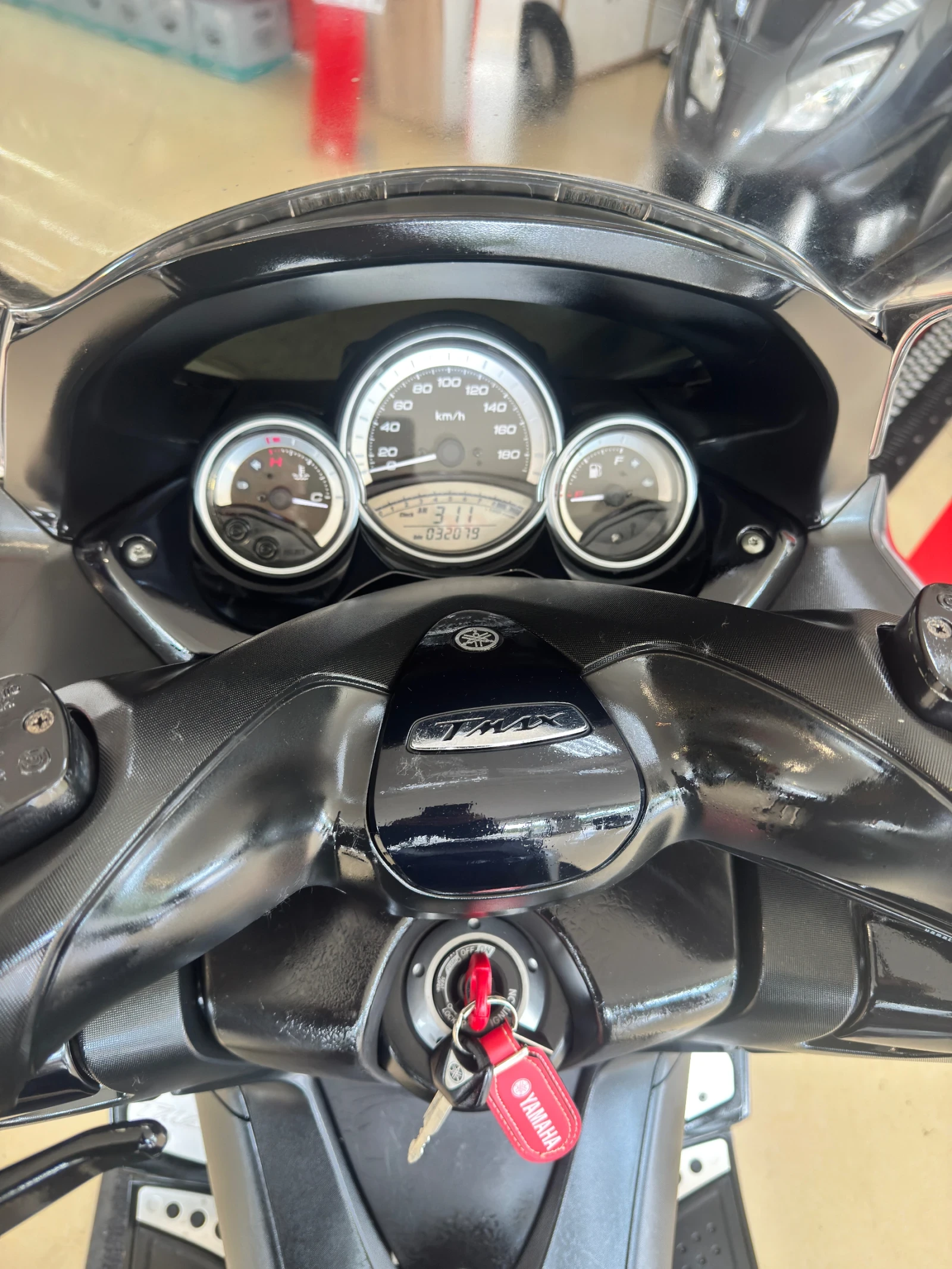 Yamaha T-max Yamaha T-MAX - изображение 8