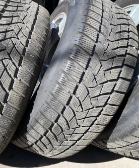 Гуми Зимни 235/60R18, снимка 3