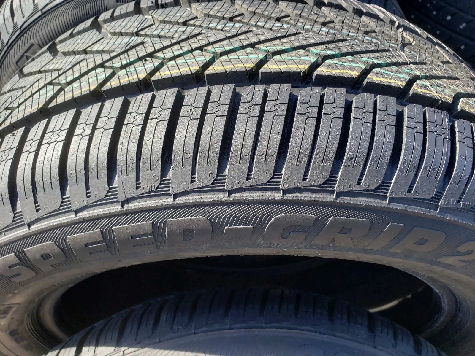  215/55R16 | Mobile.bg   6