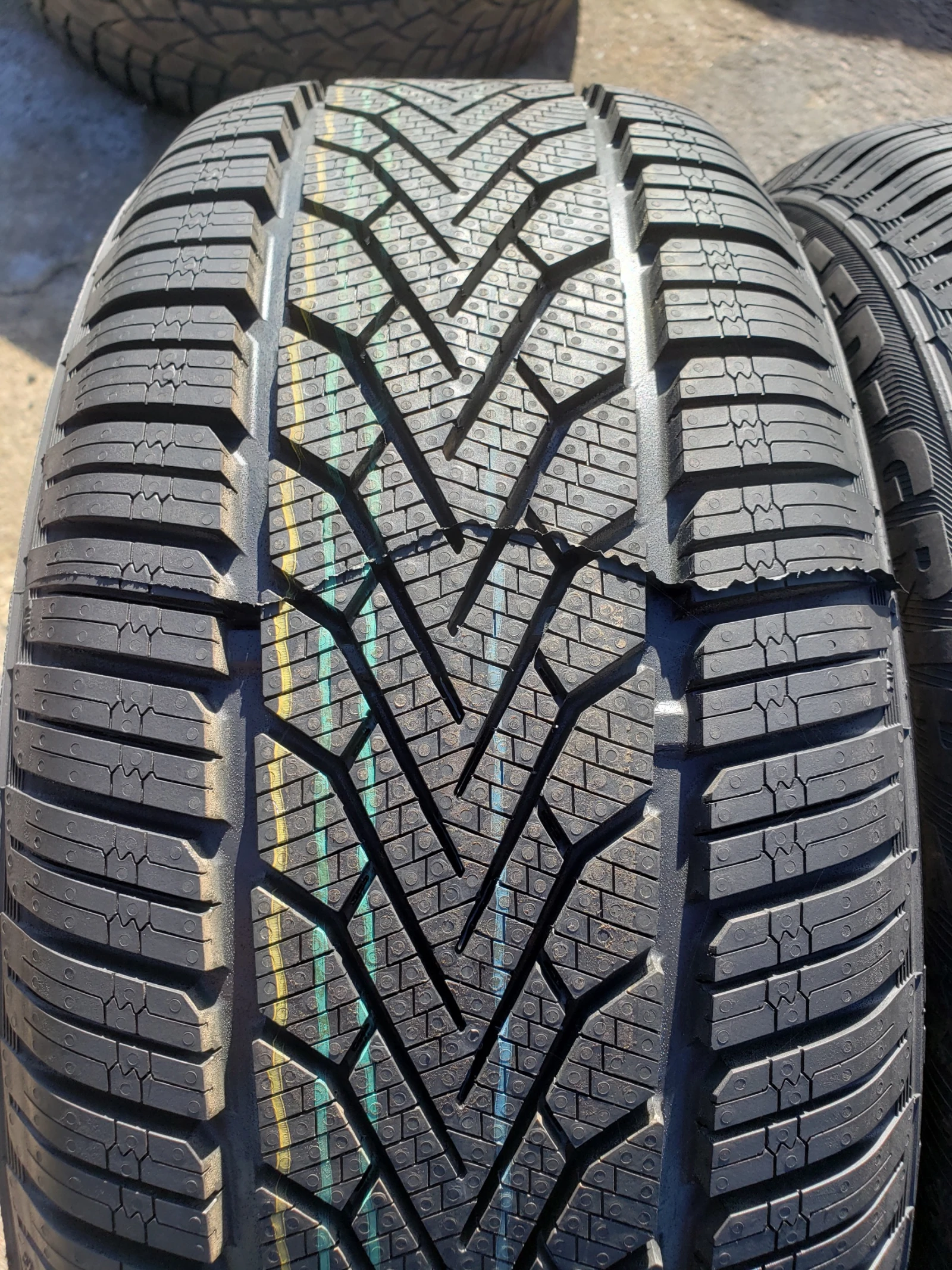  215/55R16 | Mobile.bg   1