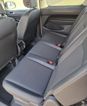 VW Caddy Maxi 2.0 D  7 местна / автомат, снимка 10