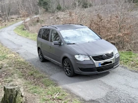 VW Touran 1.9 TDI 7 Местен, снимка 6