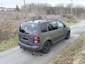 VW Touran 1.9 TDI 7 Местен, снимка 5