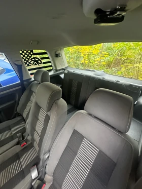 VW Touran 1.9 TDI 7 Местен, снимка 11
