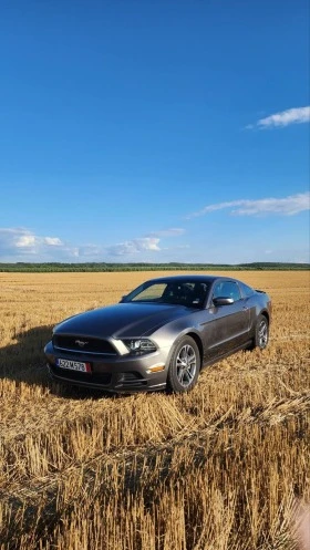 Обява за продажба на Ford Mustang V6 Ръчка 55К КМ! ~42 900 лв. - изображение 2