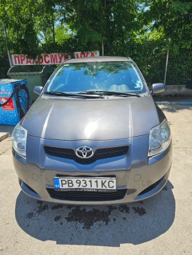  Toyota Auris
