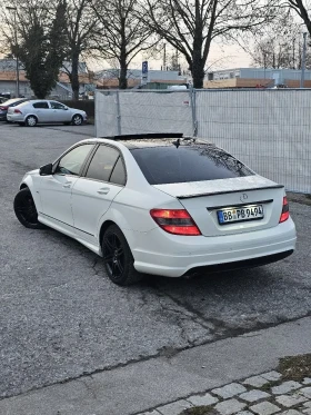Обява за продажба на Mercedes-Benz C 180 Kompressor | AMG Paket | Навигация | Панорамa ~9 000 EUR - изображение 1