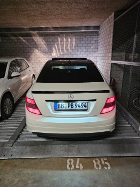 Обява за продажба на Mercedes-Benz C 180 Kompressor | AMG Paket | Навигация | Панорамa ~9 000 EUR - изображение 7