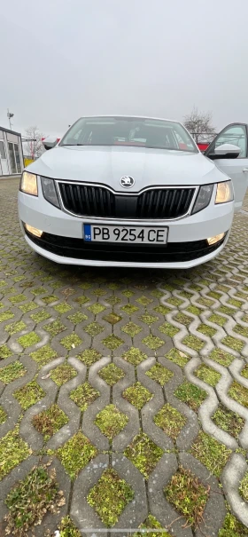 Skoda Octavia - 10000 € / 19558.30 лв. - 37824019 8
