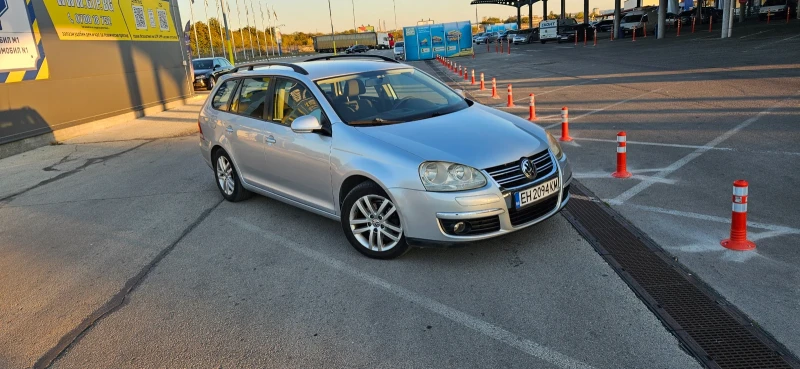 VW Golf Variant, снимка 2 - Автомобили и джипове - 47669699