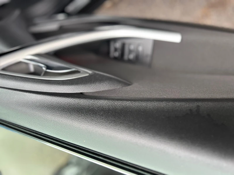 Opel Astra 1.6T, снимка 9 - Автомобили и джипове - 49894340