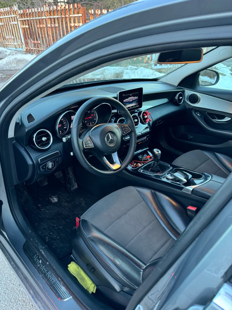 Mercedes-Benz C 220 1.70 к.с. ПЕРФЕКТНА, снимка 8 - Автомобили и джипове - 52631360