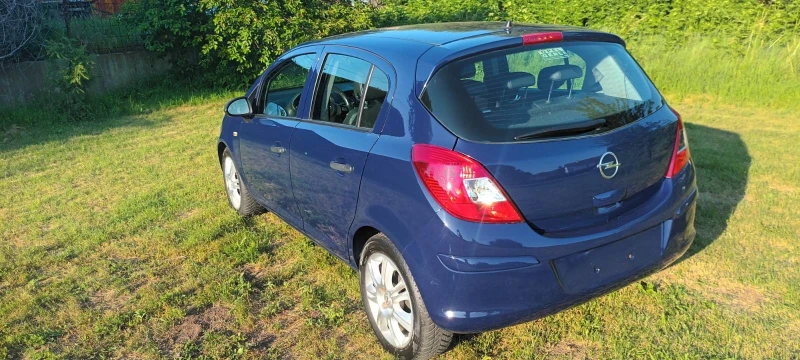 Opel Corsa 1.2 кожен салон 91000, снимка 7 - Автомобили и джипове - 52396529