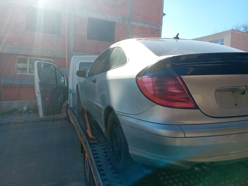 Mercedes-Benz C 220 2.2cdi , снимка 2 - Автомобили и джипове - 51388784