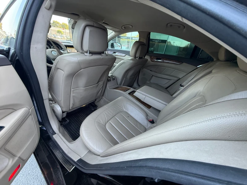 Mercedes-Benz CLS 350 AMG* FULL* MAX, снимка 9 - Автомобили и джипове - 52331987