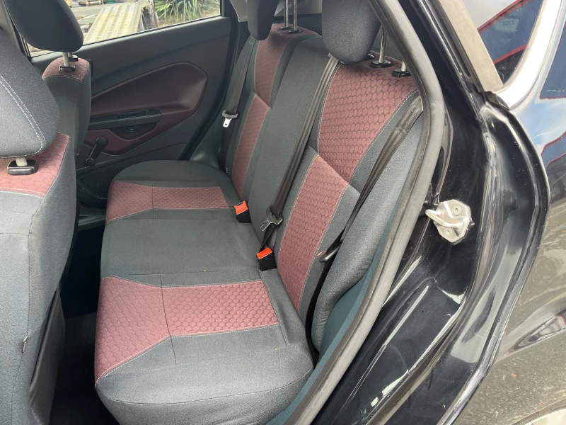Ford Fiesta 1.4LPG, снимка 8 - Автомобили и джипове - 52352148