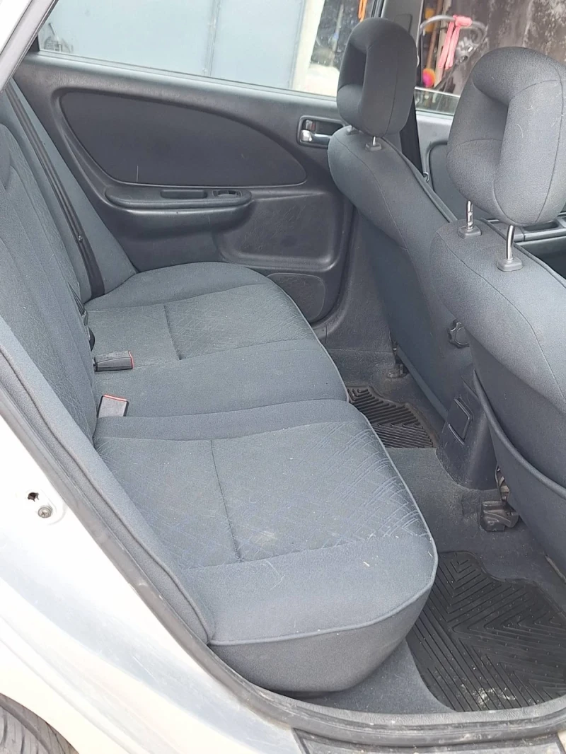 Toyota Avensis, снимка 6 - Автомобили и джипове - 52559607