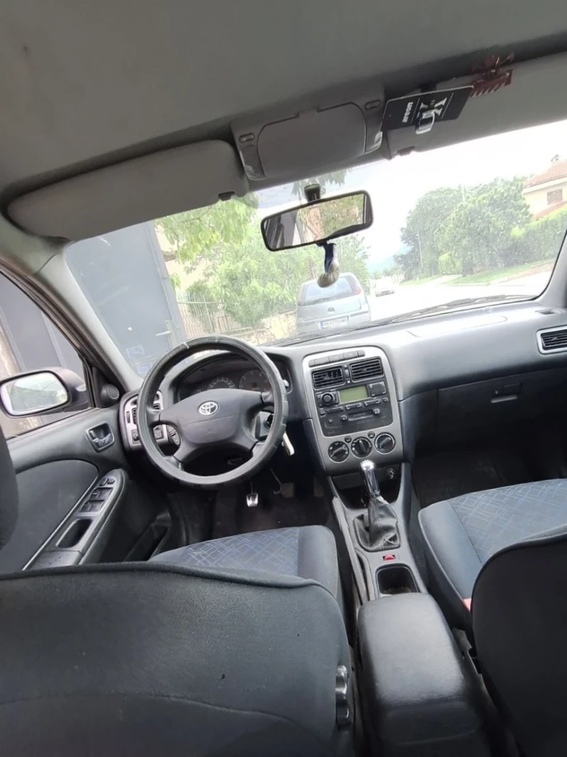 Toyota Avensis, снимка 5 - Автомобили и джипове - 52559607