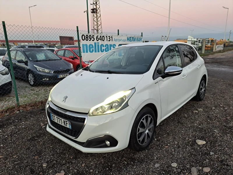 Peugeot 208 1.2 i