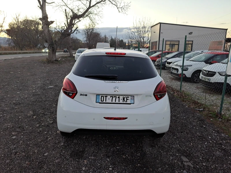Peugeot 208 1.2 i, снимка 5 - Автомобили и джипове - 52703372