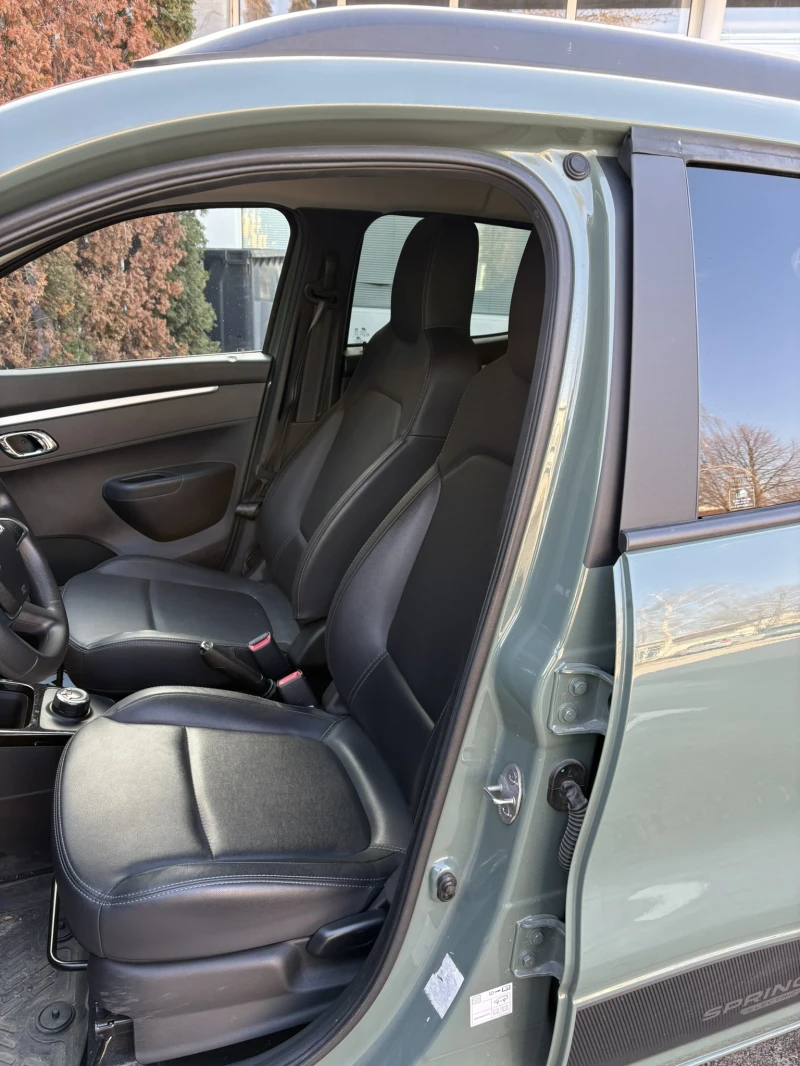 Dacia Spring, снимка 7 - Автомобили и джипове - 52926116