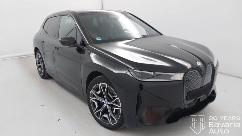 BMW iX 40 xDrive Sport, снимка 4 - Автомобили и джипове - 53123612