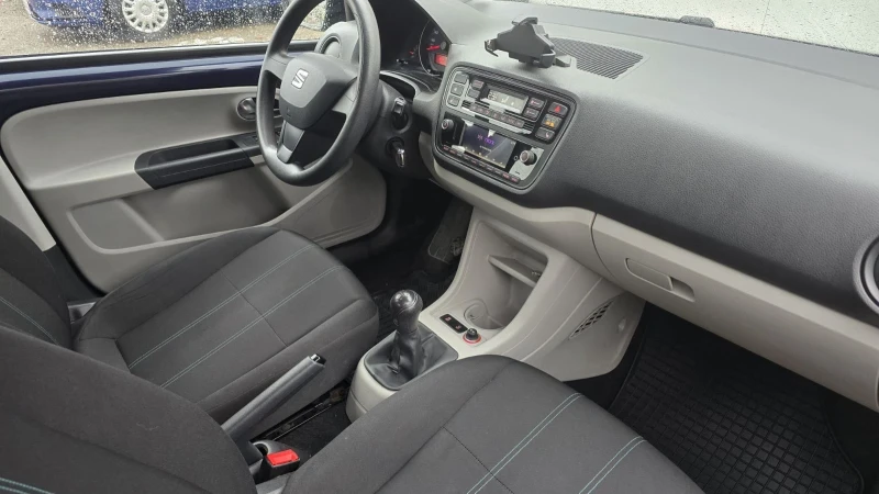 VW Up 1.0 75hp, снимка 10 - Автомобили и джипове - 53316163