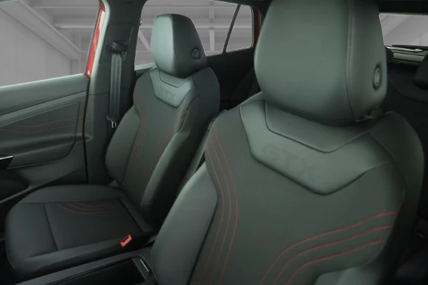 VW ID.4 77 kWh = GTX = Heat Pump Гаранция, снимка 7 - Автомобили и джипове - 54138918