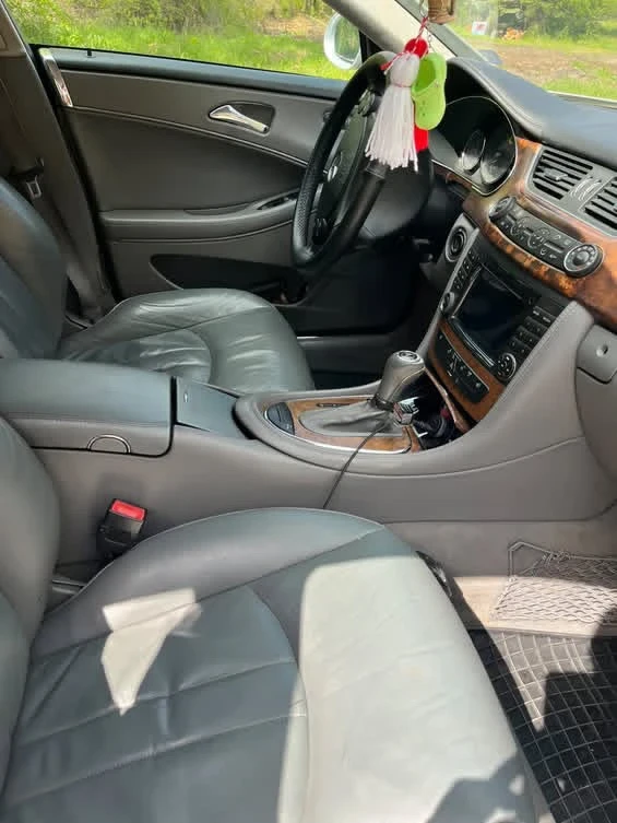 Mercedes-Benz CLS 350, снимка 11 - Автомобили и джипове - 54671733