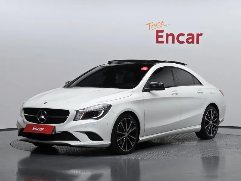 Mercedes-Benz CLA 200 D 4Matic