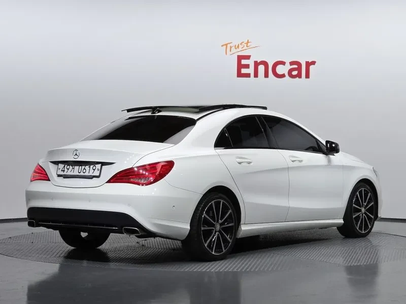 Mercedes-Benz CLA 200 D 4Matic, снимка 2 - Автомобили и джипове - 55100495
