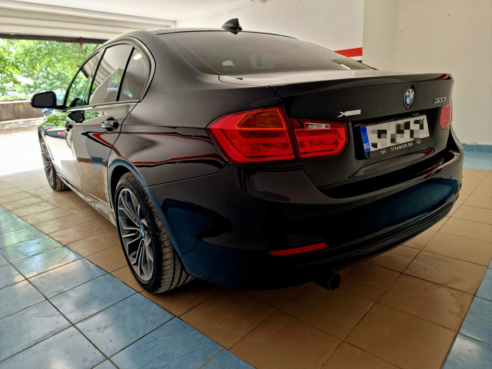 BMW 320 xDrive Sport Line - изображение 3