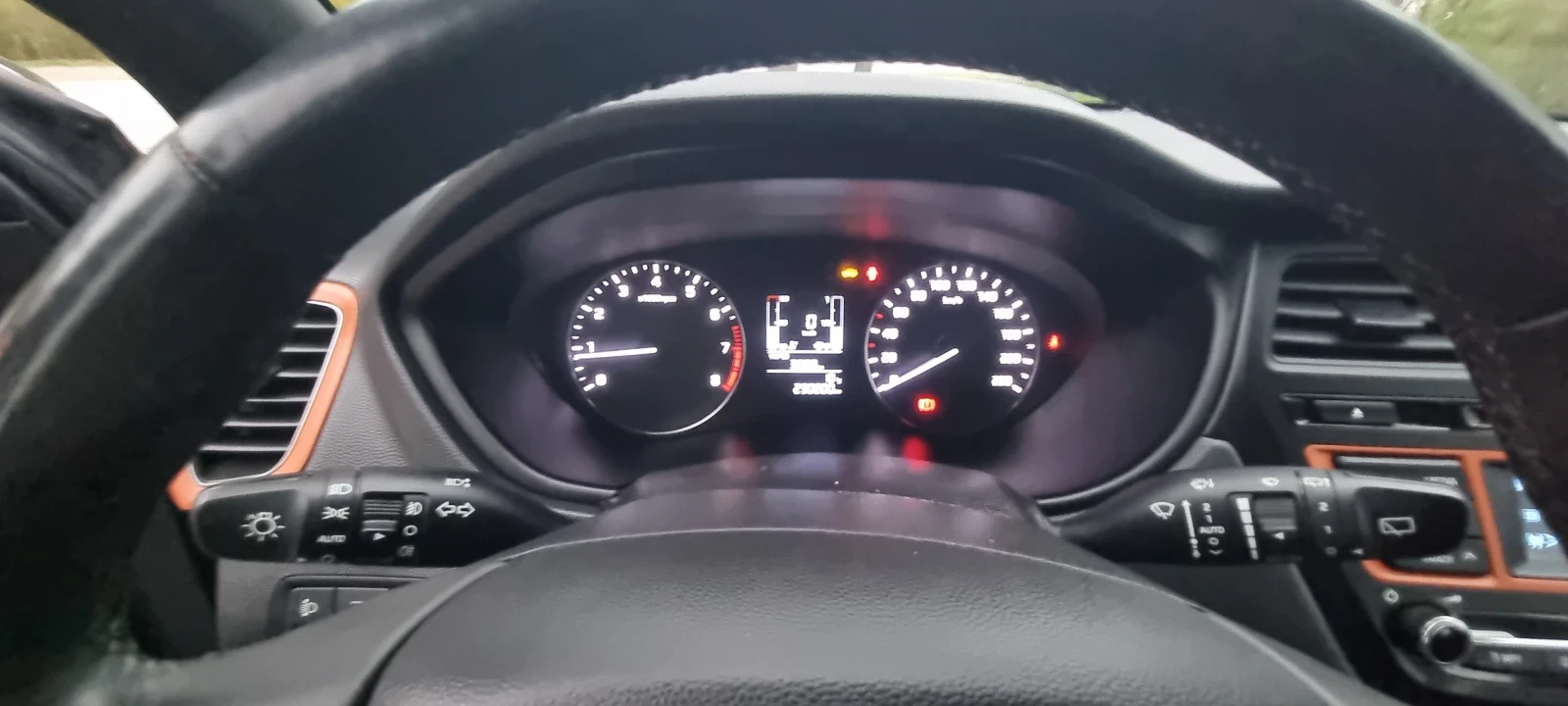 Hyundai I20 Active 1.0GDI НОВ ВНОС ОТ ШВЕЙЦАРИЯ  - изображение 9