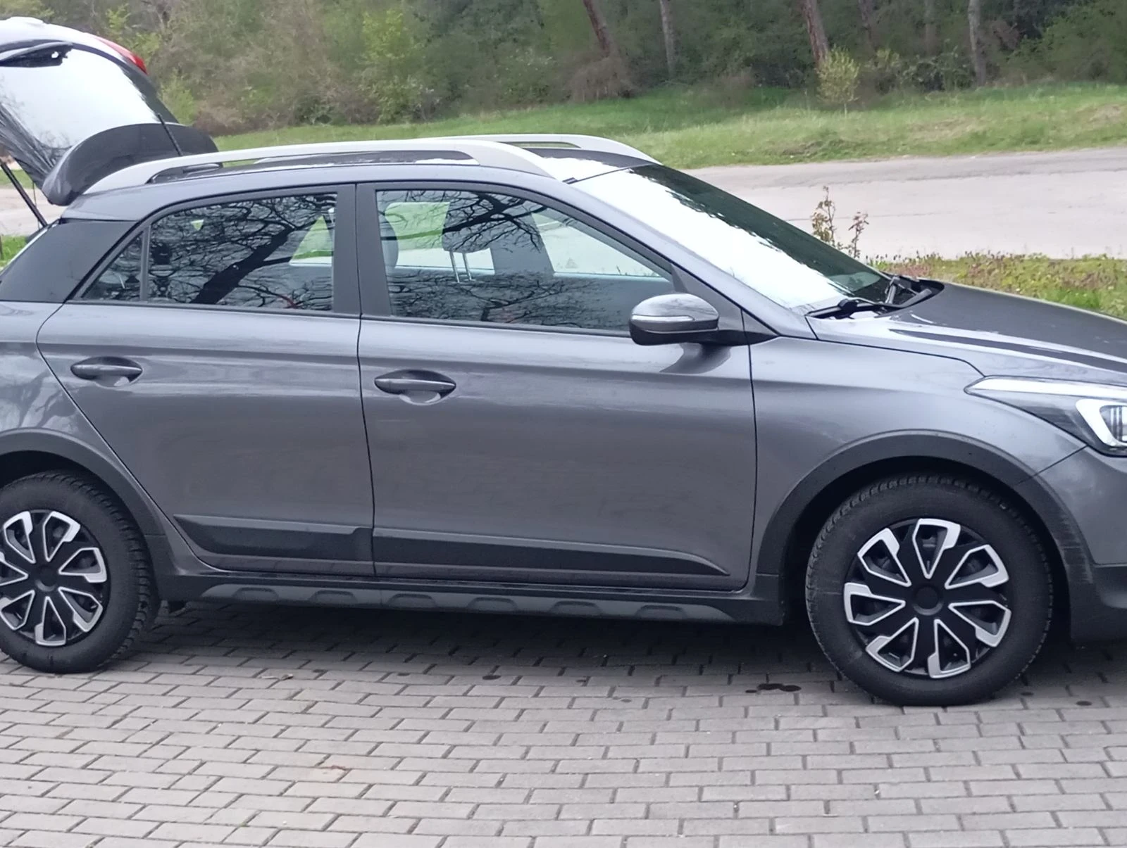 Hyundai I20 Active 1.0GDI НОВ ВНОС ОТ ШВЕЙЦАРИЯ  - изображение 5