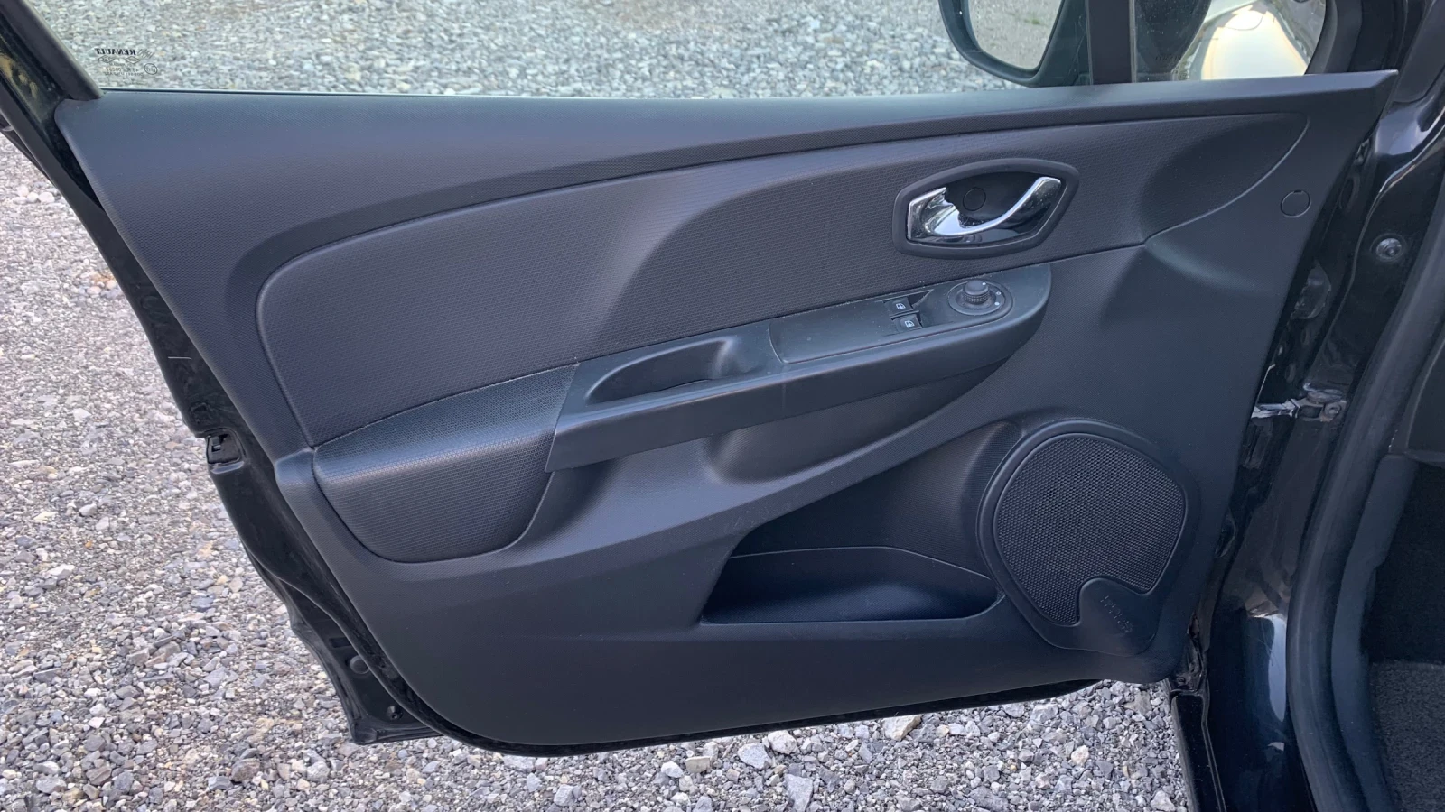 Renault Clio 1.5dci - изображение 8