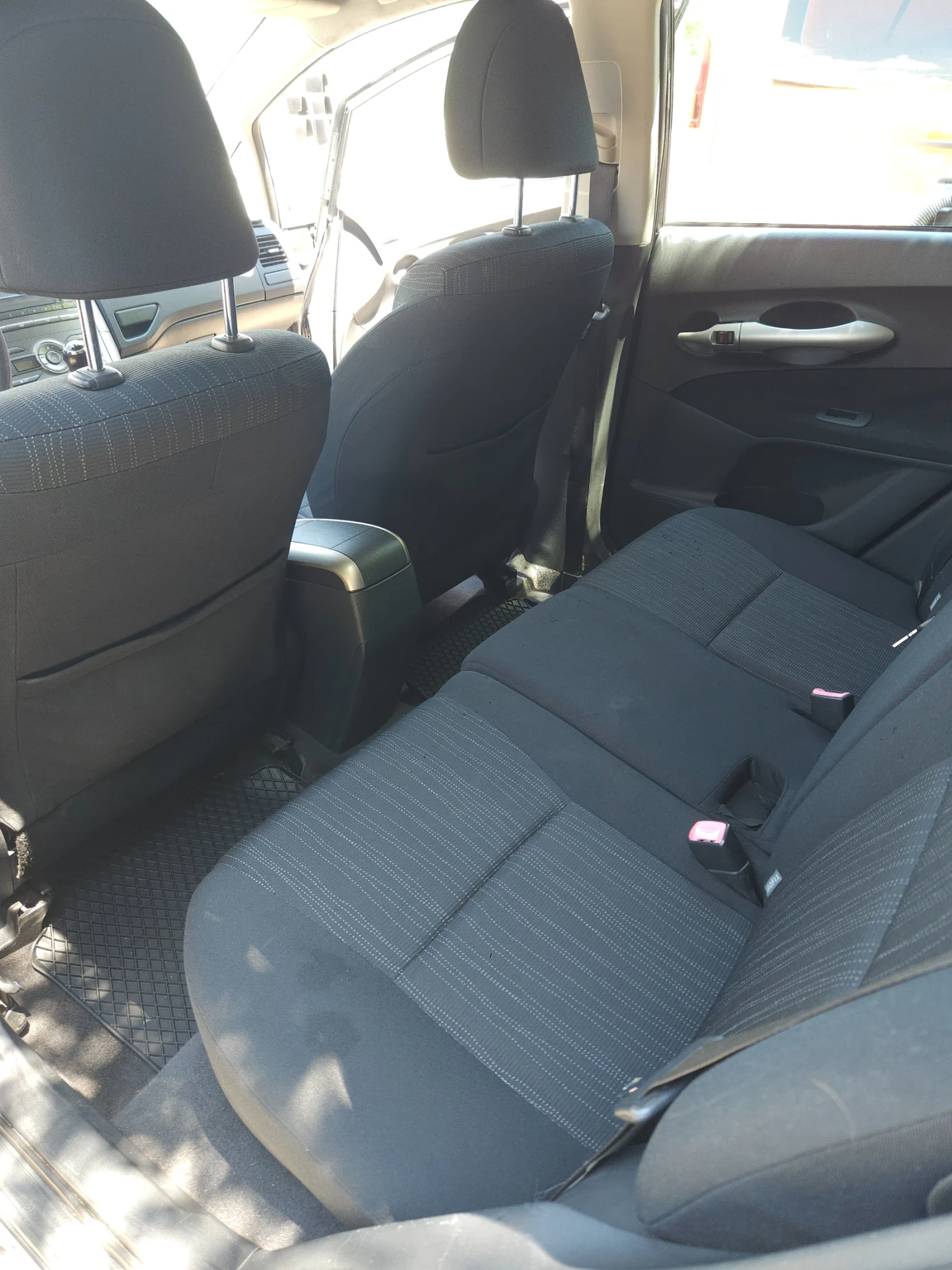 Toyota Auris  - изображение 5