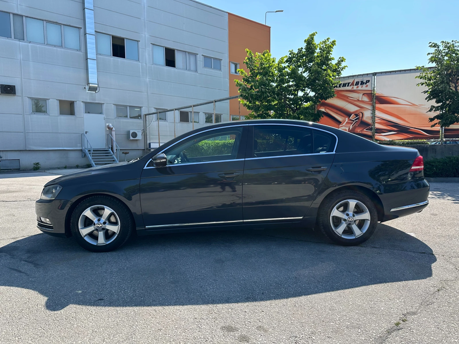 VW Passat 2.0i 211 к.с. - изображение 2
