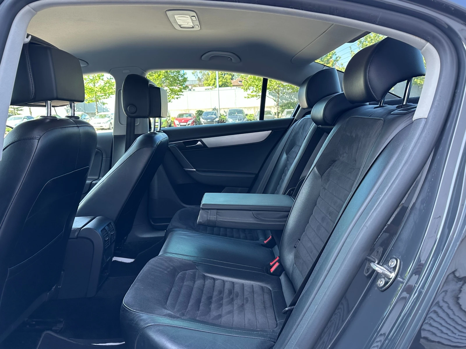 VW Passat 2.0i 211 к.с. - изображение 10
