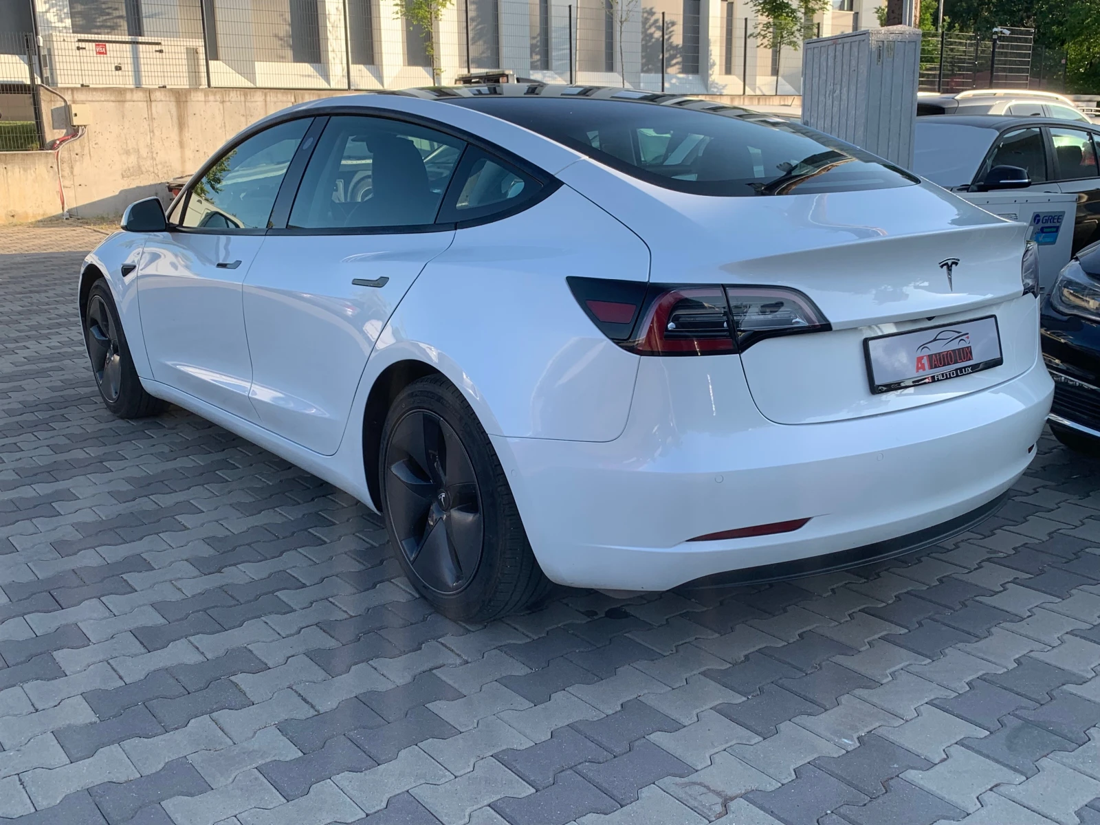 Tesla Model 3  - изображение 6