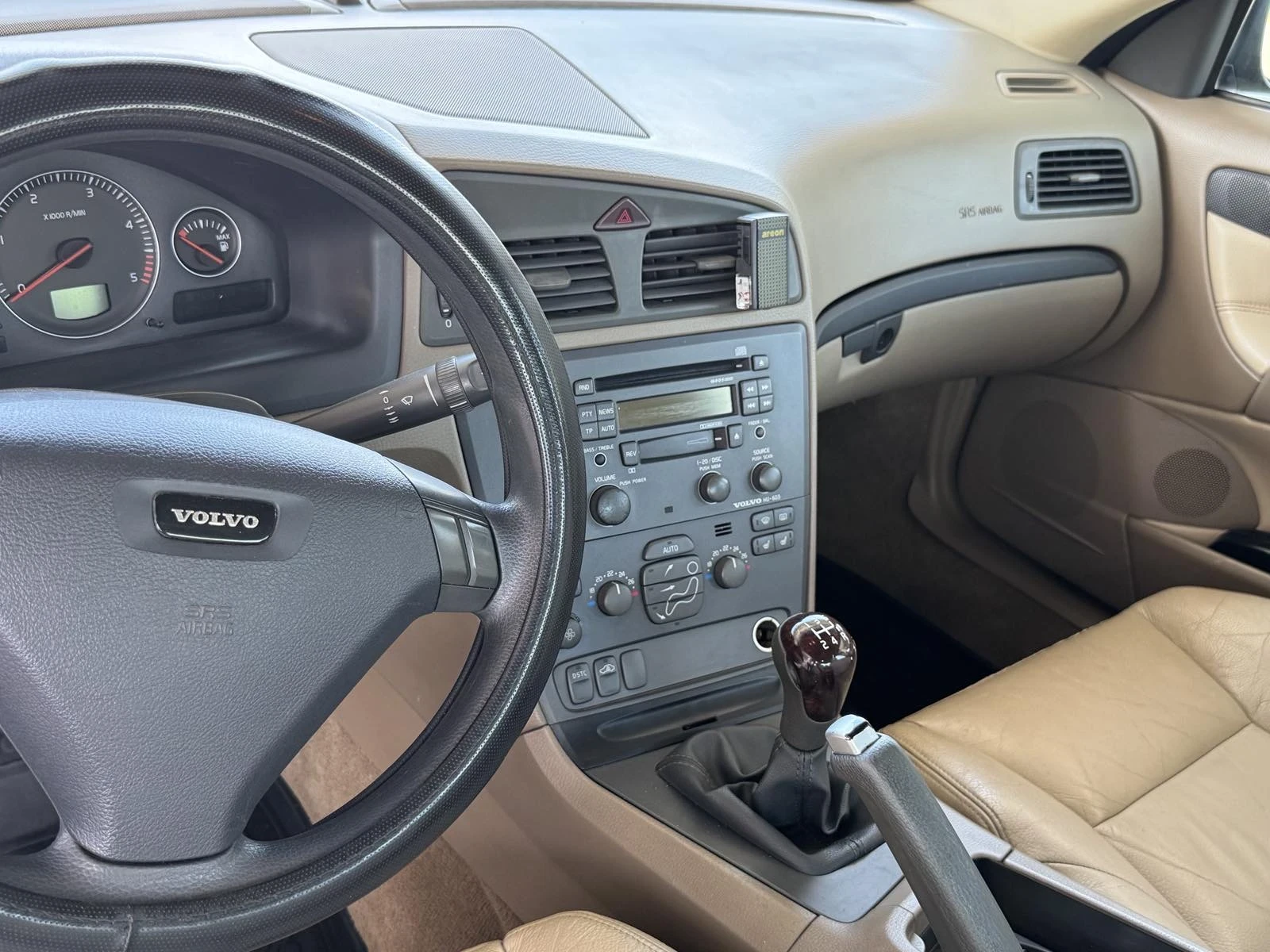 Volvo S60  - изображение 5