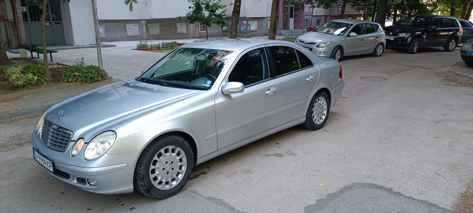 Mercedes-Benz E 270  - изображение 2