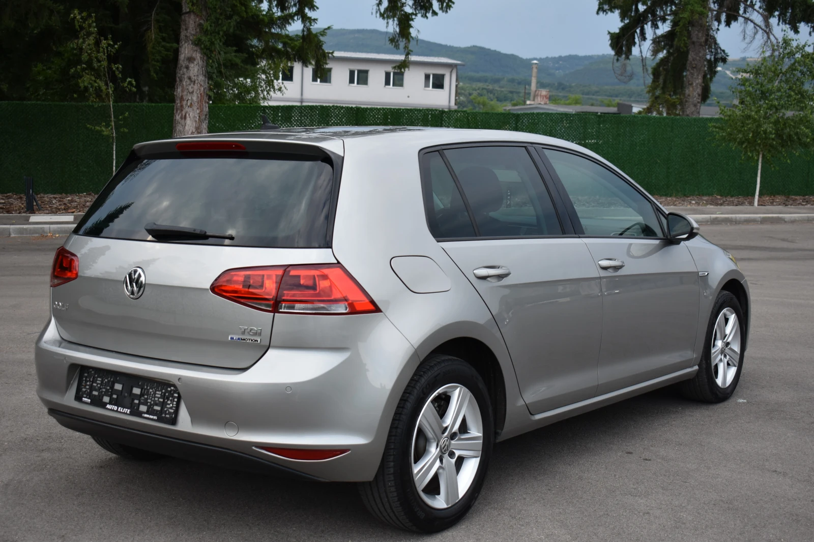 VW Golf 1.4TGI= BLUEMOTION= DSG= HITGHLINE= EURO6= TOП!! - изображение 5