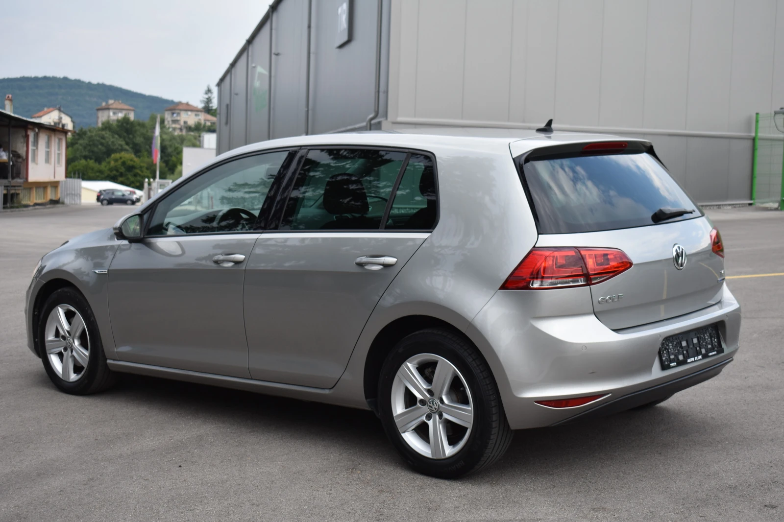 VW Golf 1.4TGI= BLUEMOTION= DSG= HITGHLINE= EURO6= TOП!! - изображение 3