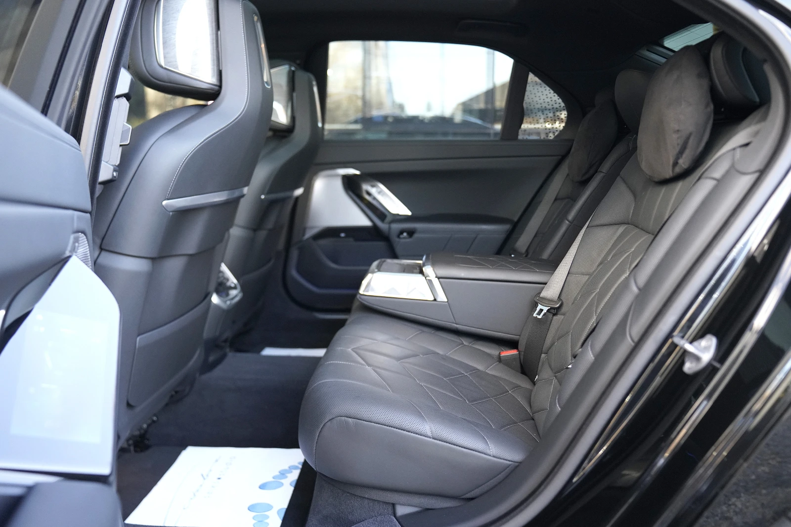 BMW 760 760e Plug-in Hybrid xDrive Individual  | Mobile.bg   11