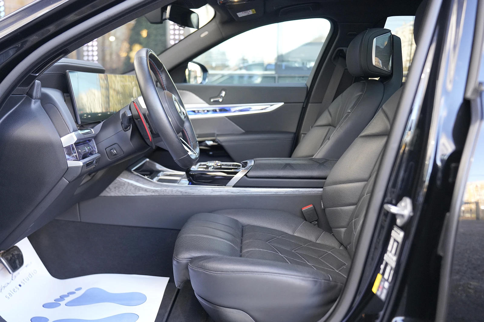 BMW 760 М760e Plug-in Hybrid xDrive Individual ГАРАНЦИОНЕН - изображение 9