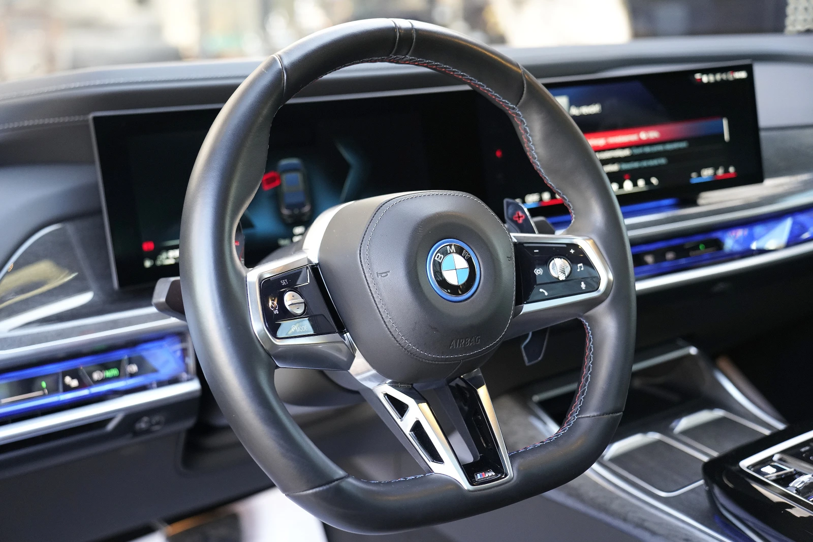 BMW 760 М760e Plug-in Hybrid xDrive Individual ГАРАНЦИОНЕН - изображение 10