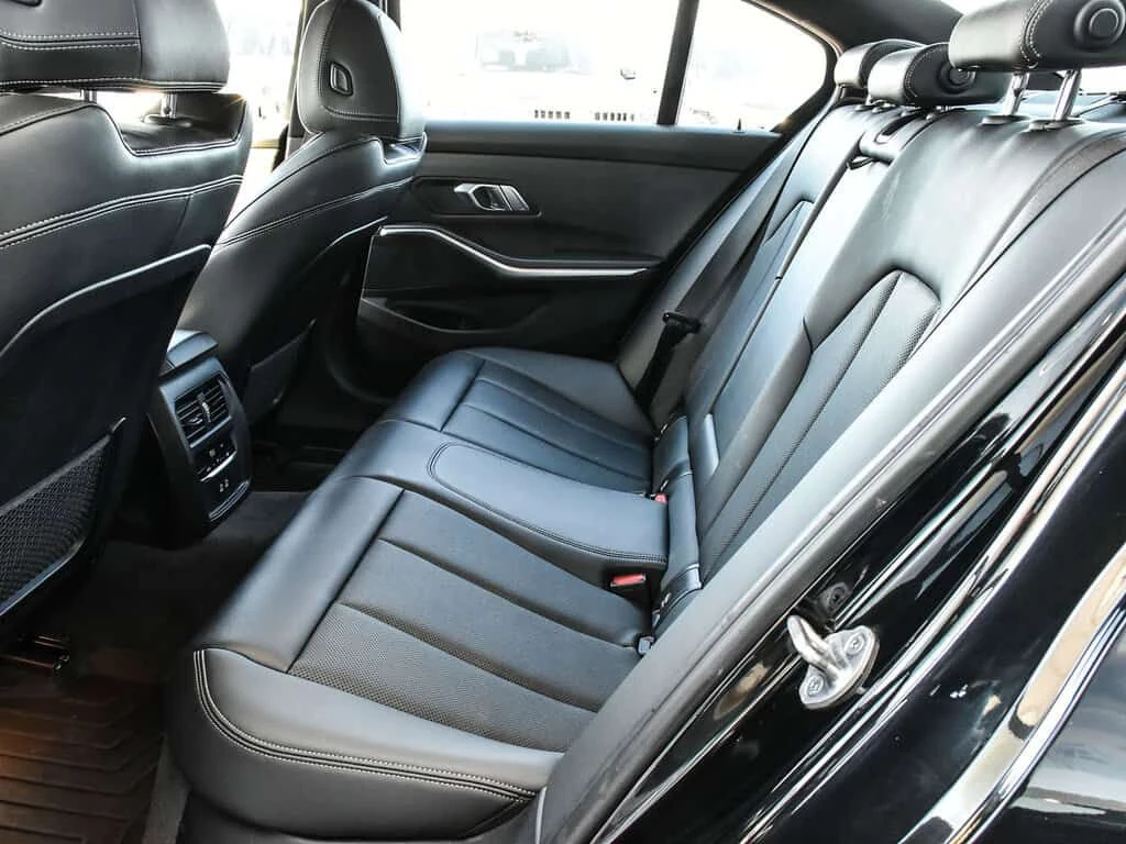 BMW 330 * 330e xDrive | M Sport Package | Premium Essentia | Mobile.bg � ����������� 14