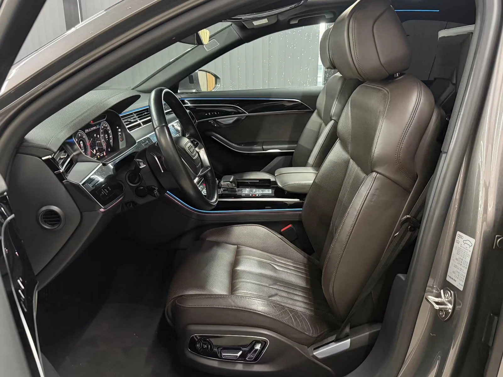 Audi A8 50/286HP/LONG/SLINE/PANO/HUD360/MASS/TV/B&O/145z, снимка 10 - Автомобили и джипове - 53796960