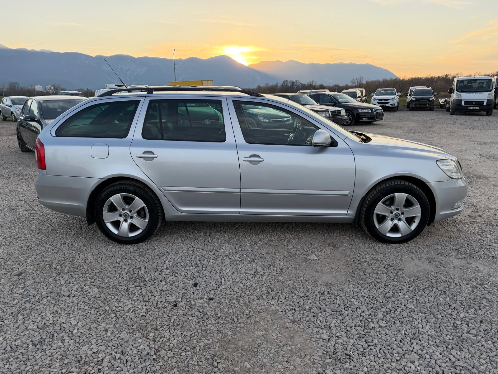 Skoda Octavia 1.9TDI-105PS, снимка 4 - Автомобили и джипове - 53821683