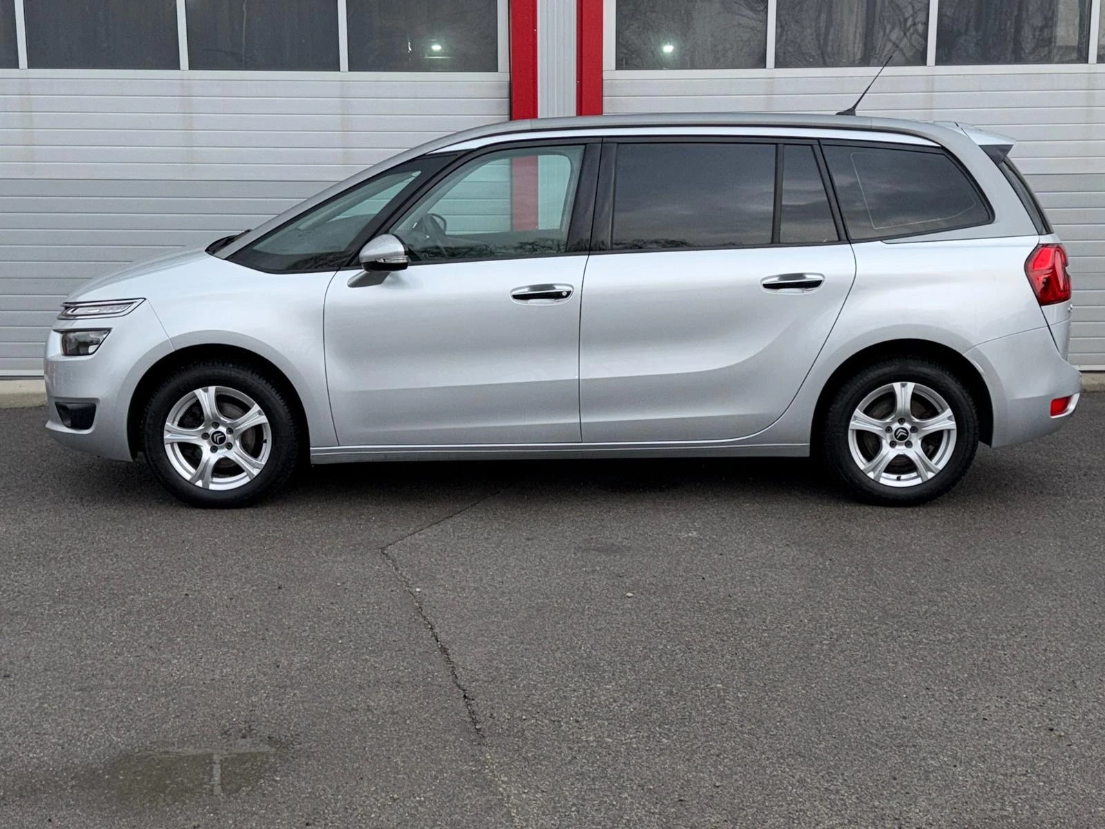Citroen C4 Picasso 1.6HDI AUTOMATIK KEY LESS NAVI KAMERA EVRO 5B , снимка 6 - Автомобили и джипове - 53965674